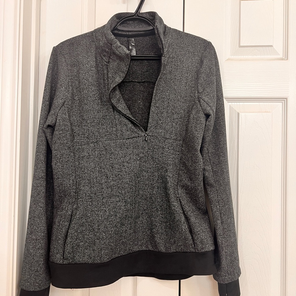 Kyodan Black and Gray Herringbone Pullover